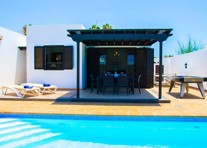 Calamares With Heated Pool And Air Conditioning Villa Playa Blanca (Lanzarote)