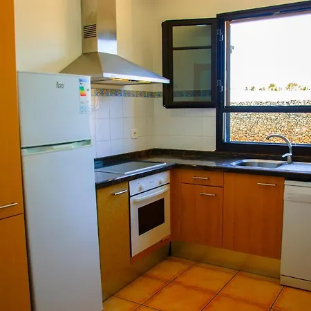 Calamares With Heated Pool And Air Conditioning Villa