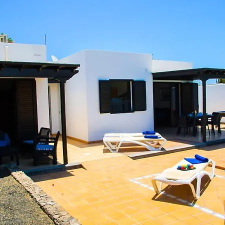 فيلة Calamares With Heated Pool And Air Conditioning