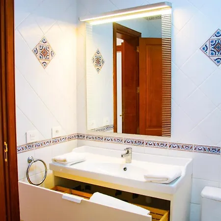 Calamares With Heated Pool And Air Conditioning * Playa Blanca