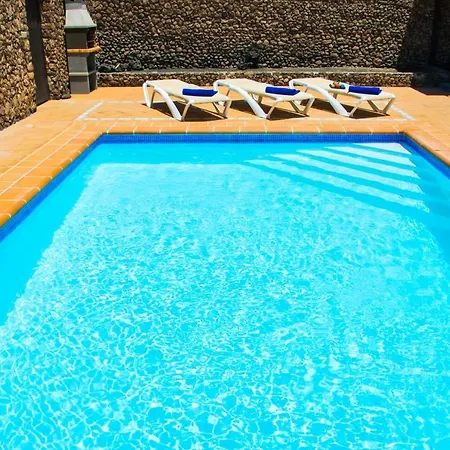 Villa Calamares With Heated Pool And Air Conditioning Playa Blanca